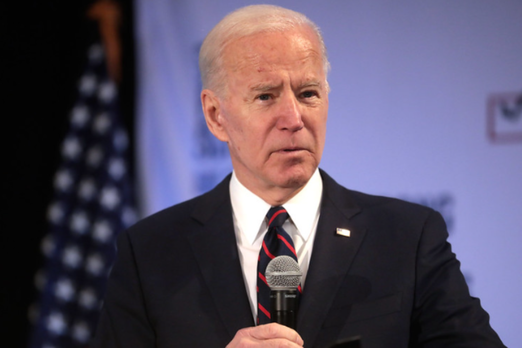 Joe Biden just lost another battle with the teleprompter in the most ...
